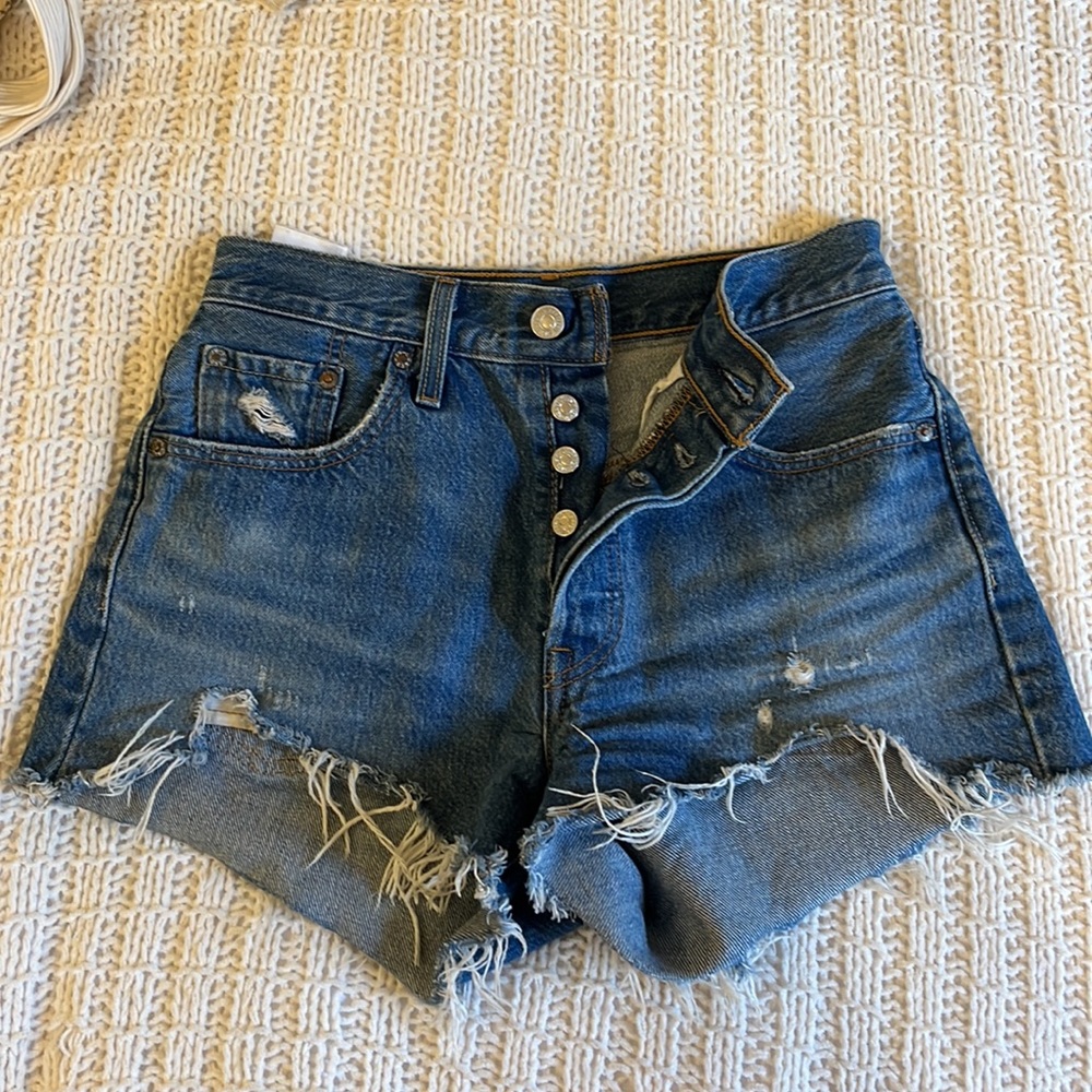 Levi’s high-rise Jean shorts
